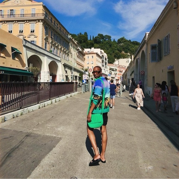 Meet your Posher, Omari - Picture 2 of 10